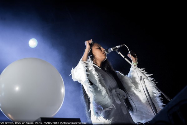 VV Brown - Rock en Seine 2013