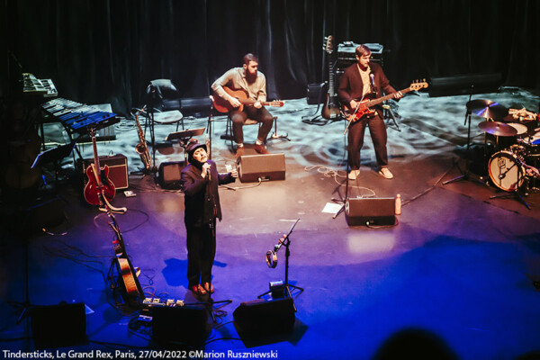 Tindersticks with bass player and guitar player